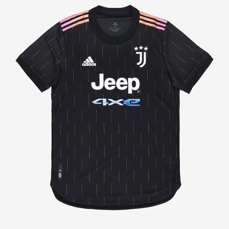 Juventus Away (2021-2022) - strikers.be